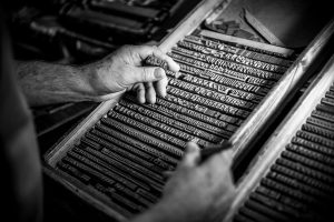 Alte fast ausgestorbene Berufe - die Goldschmiedin