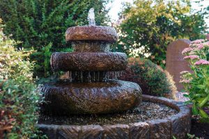 Wasserspiele und Brunnen für das Leben