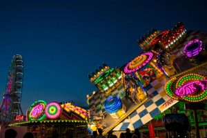 Wein- und Volksfest am Rhein