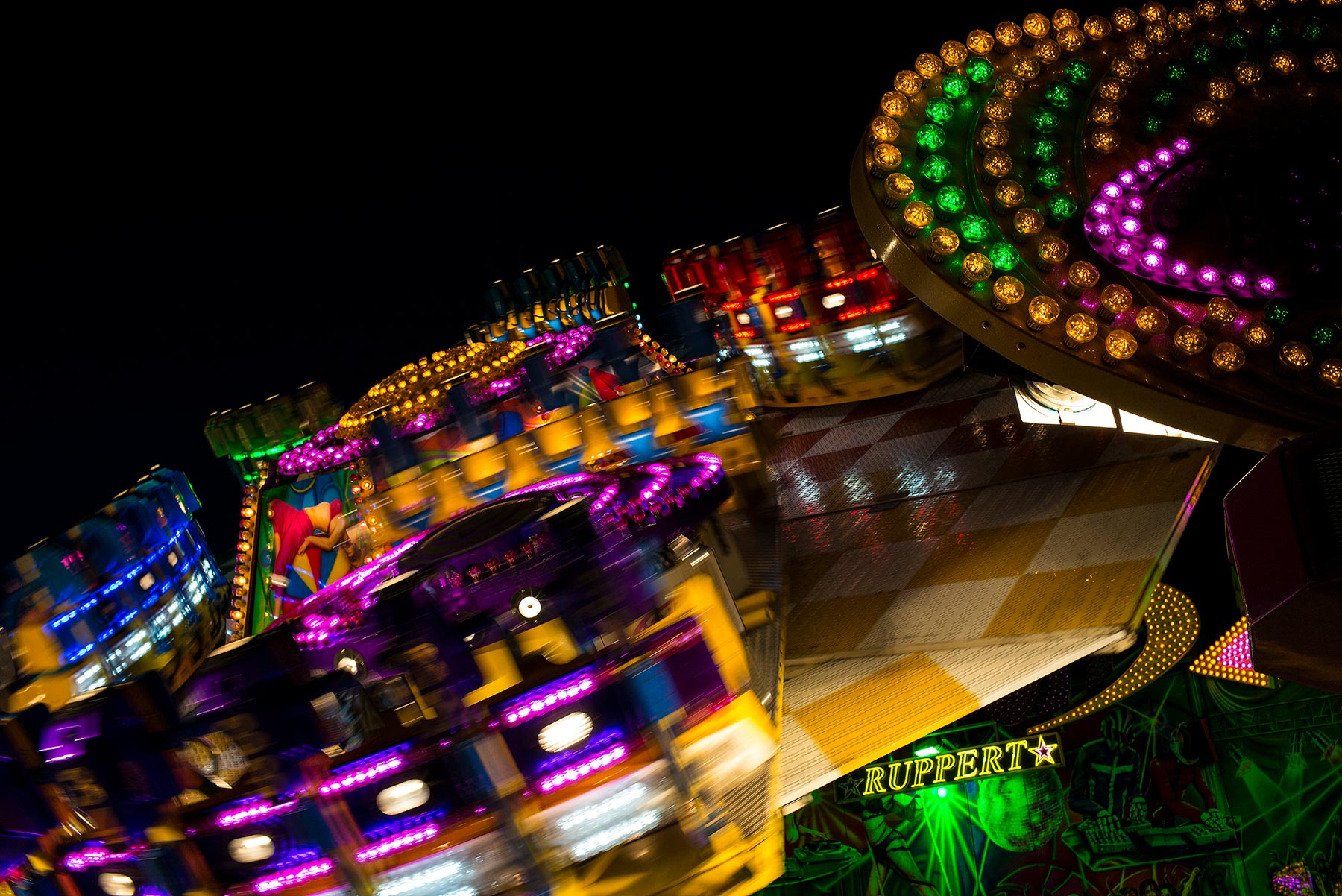 Wein- und Volksfest am Rhein