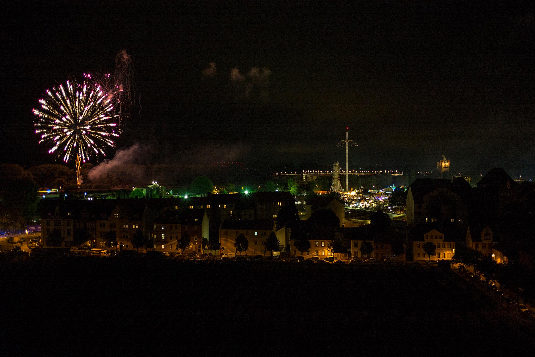 Wein- und Volksfest am Rhein