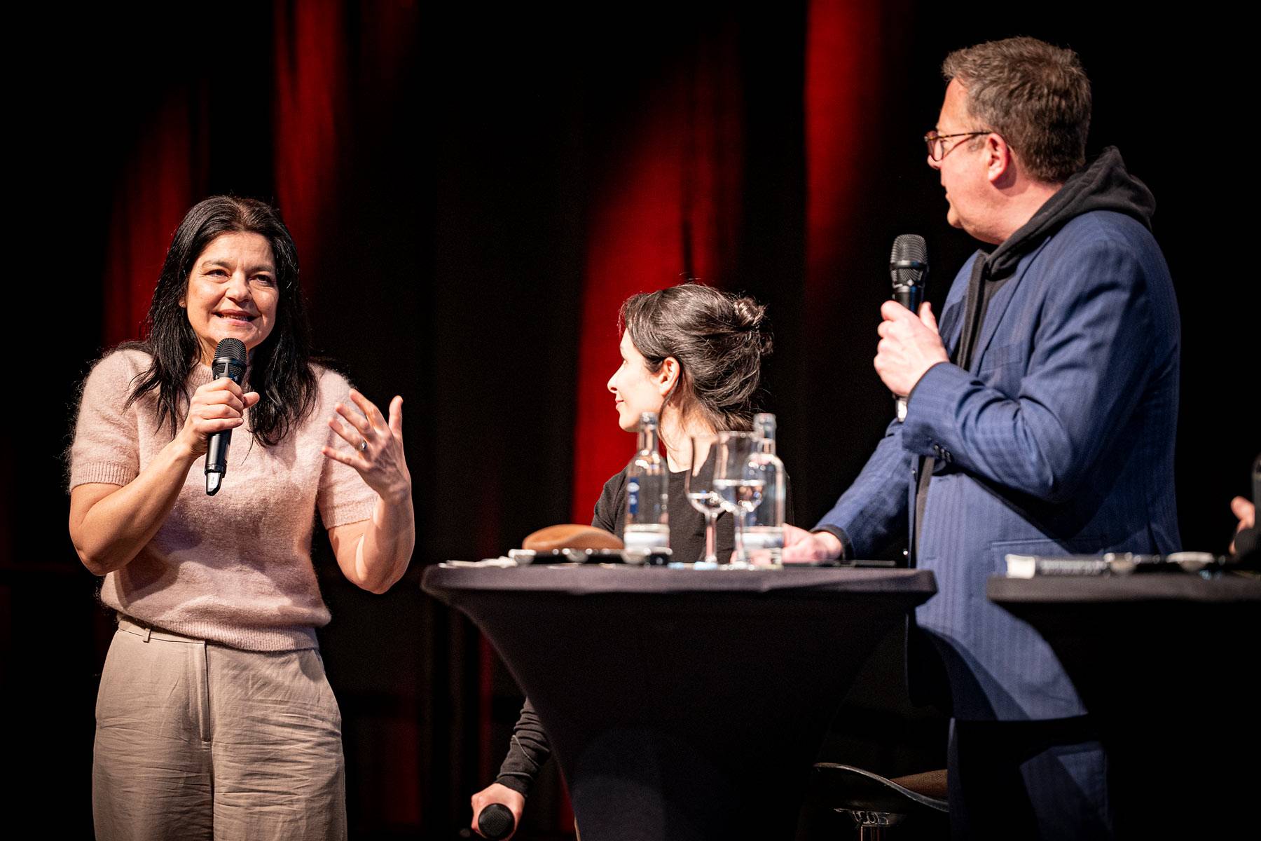 Theater vor dem Wormser Kaiser Dom